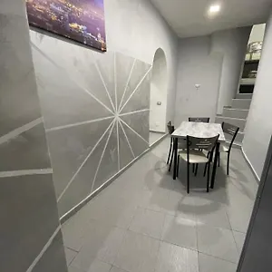  Appartamento Sant'arcangelo House