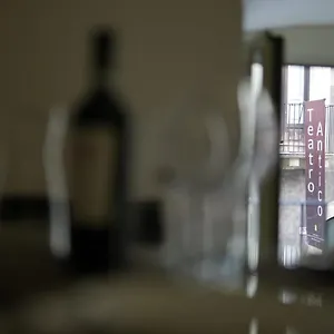 https://suite-241-catania.taorminaitalyhotels.com