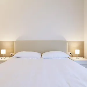 https://contempora-apartments-casa-alice.italymilanhotels.net