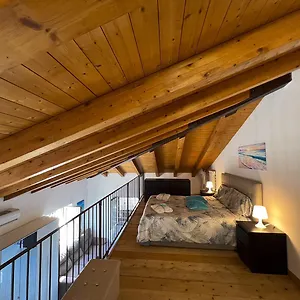 https://li-cuti-house.taorminaitalyhotels.com