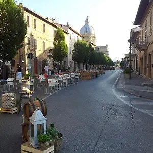 http://la-corte-degli-angeli-santa-maria-degli-angeli.hotels-perugia.com