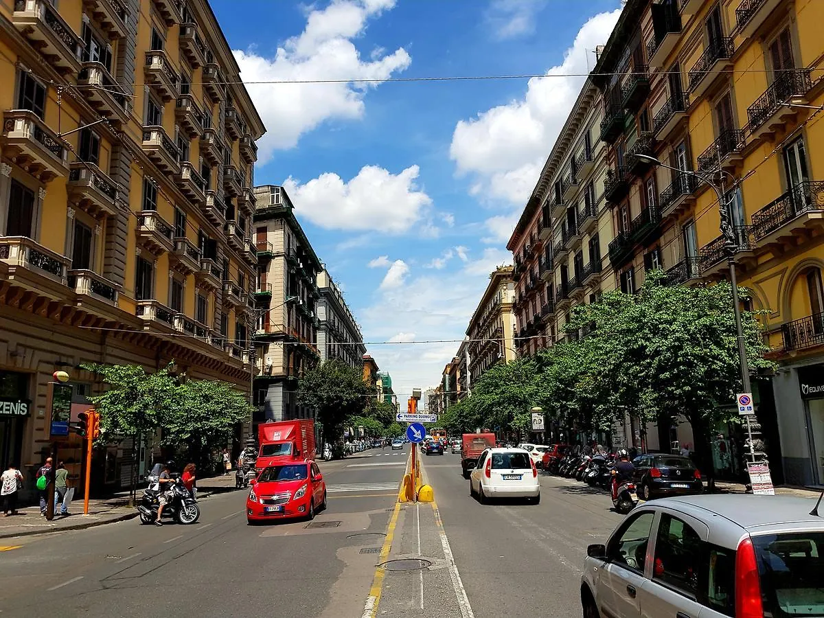 Napoli Central Loft Апартаменты Неаполь